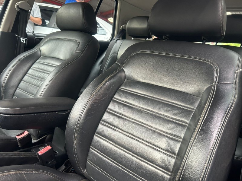 GOLF 2.0 MI GT 8V FLEX 4P TIPTRONIC - 2013 - TRêS COROAS