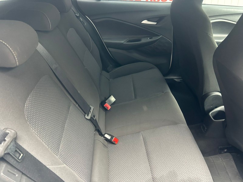 ONIX 1.0 LT 12V FLEX 4P MANUAL - 2023 - TRêS COROAS