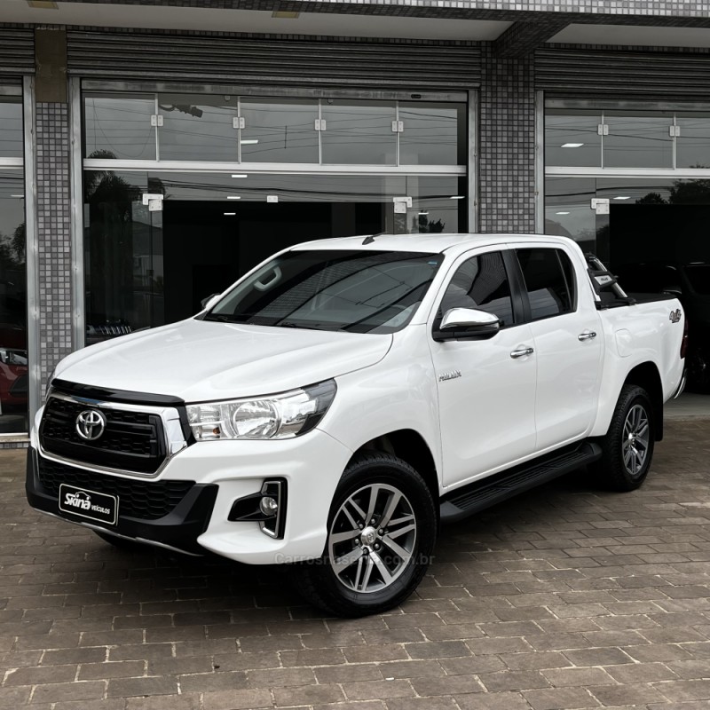 HILUX 2.8 SRV 4X4 CD 16V DIESEL 4P AUTOMÁTICO - 2020 - VACARIA