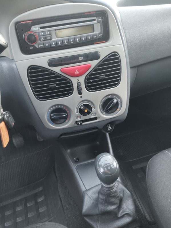 PALIO 1.0 MPI FIRE CELEBRATION ECONOMY 8V FLEX 4P MANUAL - 2012 - VALE REAL