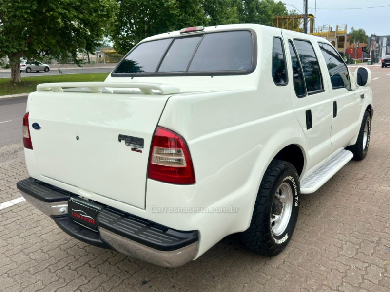 F-250 4.2 XLT 4X2 CE TURBO INTERCOOLER DIESEL 4P MANUAL - 2002 - ESTâNCIA VELHA