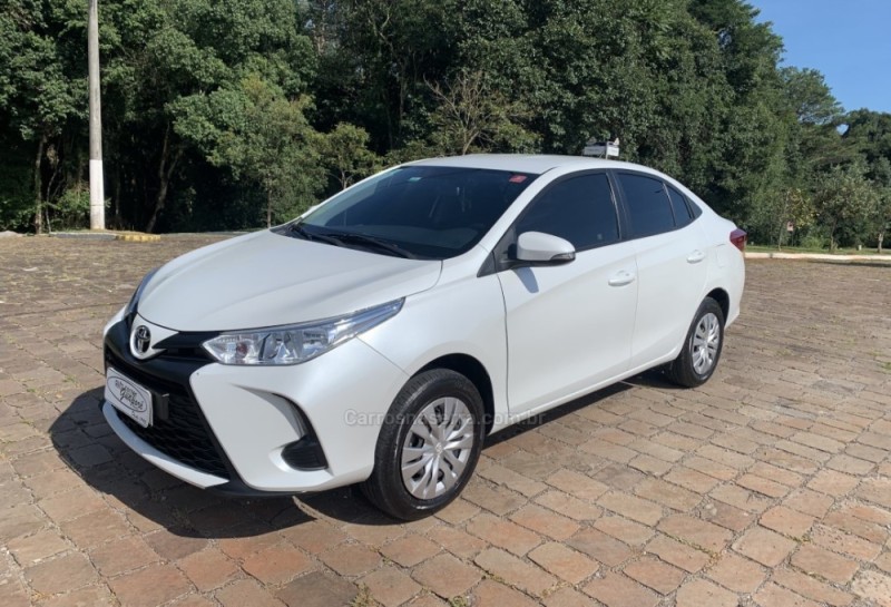 YARIS 1.5 XL 16V FLEX 4P AUTOMATÍCO - 2023 - GUAPORé