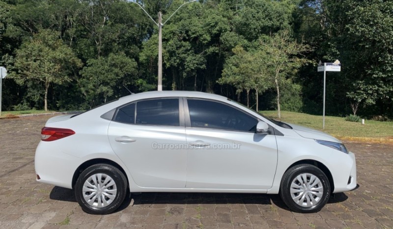 YARIS 1.5 XL 16V FLEX 4P AUTOMATÍCO - 2023 - GUAPORé
