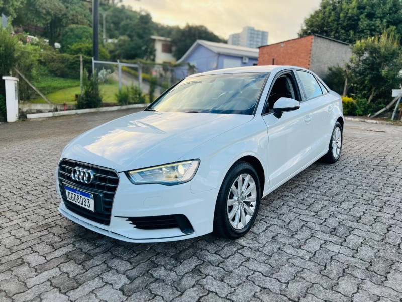 A3 1.4 TFSI ATTRACTION 16V GASOLINA 4P S-TRONIC - 2015 - BENTO GONçALVES