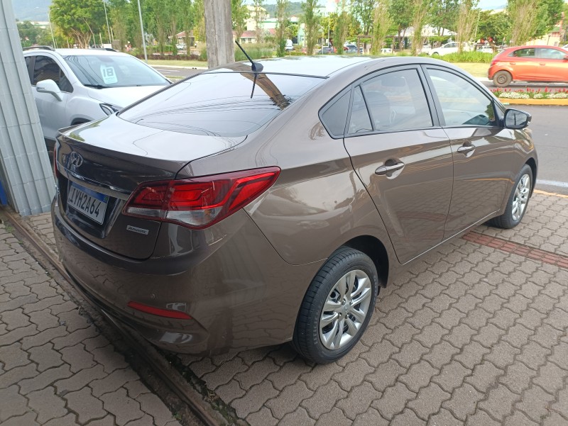HB20S 1.6 COMFORT PLUS 16V FLEX 4P AUTOMÁTICO - 2018 - BOM PRINCíPIO