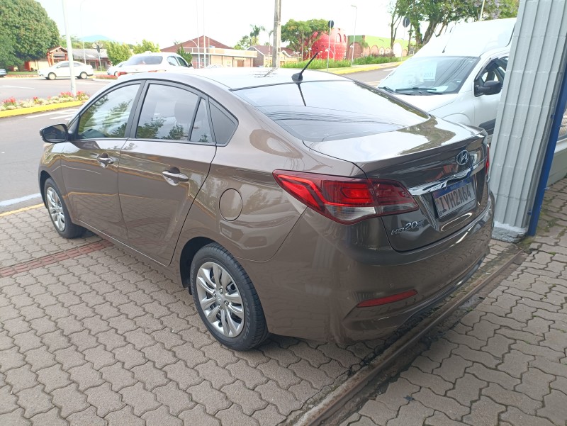 HB20S 1.6 COMFORT PLUS 16V FLEX 4P AUTOMÁTICO - 2018 - BOM PRINCíPIO