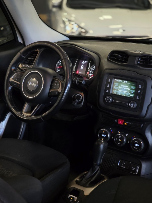 RENEGADE 1.8 16V FLEX LONGITUDE 4P AUTOMÁTICO - 2016 - CAXIAS DO SUL