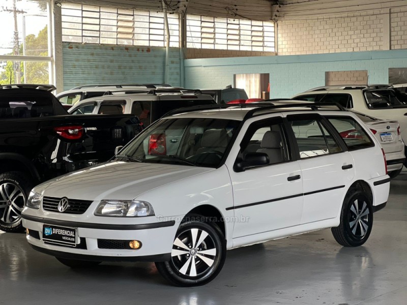 VOLKSWAGEN - PARATI - 1999/2000 - Branca - R$ 18.900,00