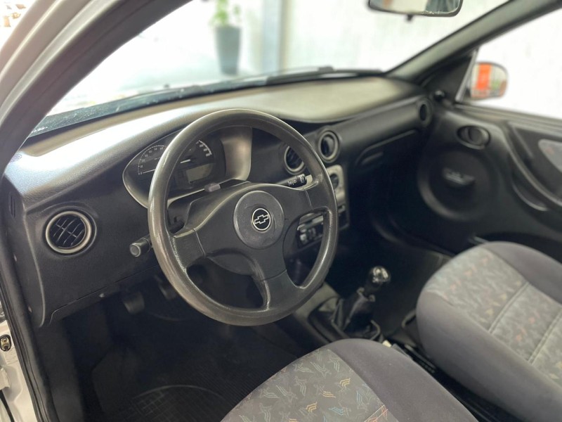 CELTA 1.0 MPFI 8V GASOLINA 4P MANUAL - 2003 - BOM PRINCíPIO