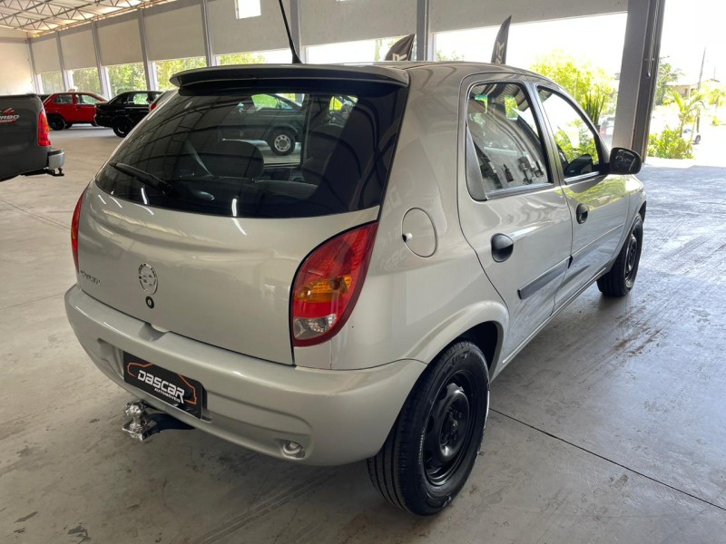 CELTA 1.0 MPFI 8V GASOLINA 4P MANUAL - 2003 - BOM PRINCíPIO