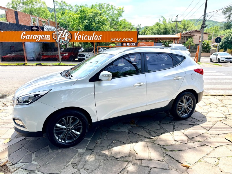 ix35 2.0 gl 4x2 16v flex 4p automatico 2019 tres coroas