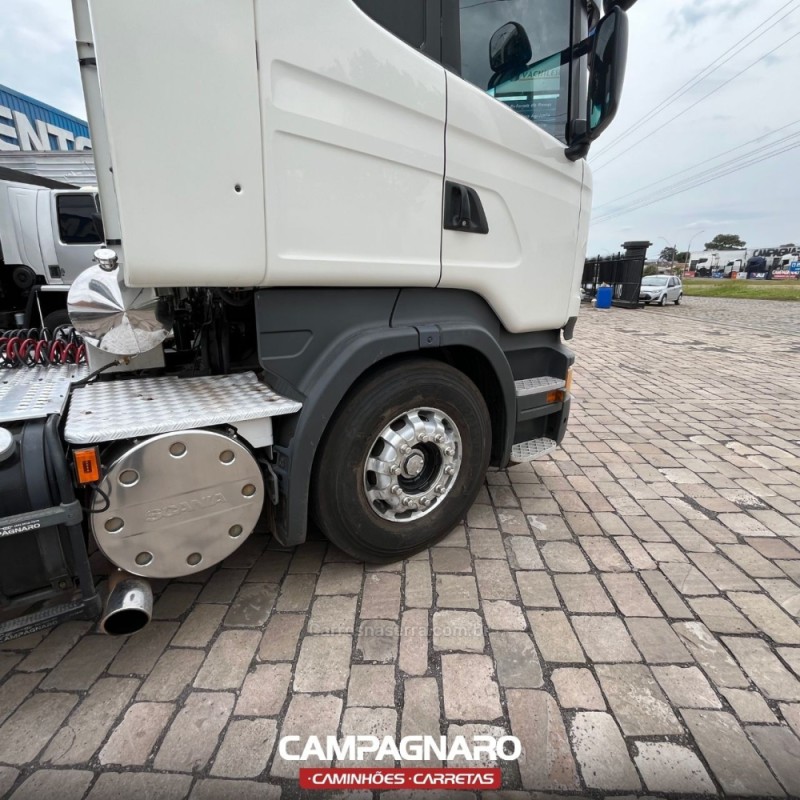 R-440 A 6X2 - 2018 - VACARIA