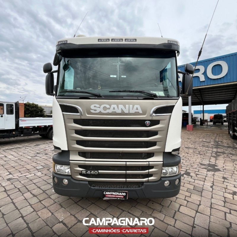 R-440 A 6X2 - 2018 - VACARIA