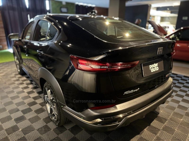FASTBACK 1.3 LIMITED EDITION 270 TURBO FLEX 4P AUTOMÁTICO - 2023 - FARROUPILHA
