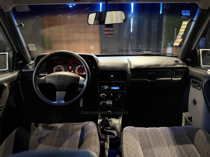 KADETT 2.0 MPFI GLS 8V GASOLINA 2P MANUAL - 1998 - FARROUPILHA