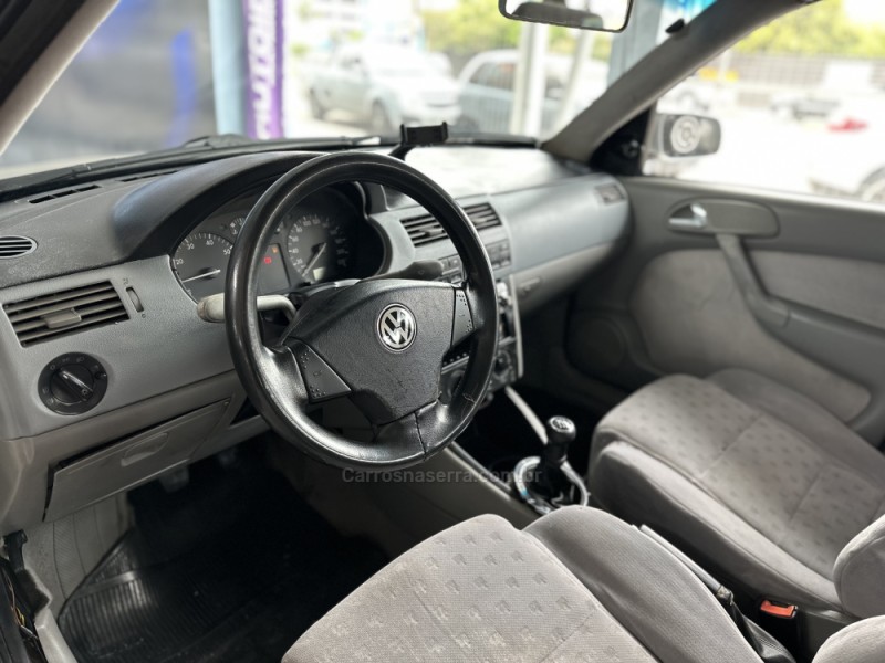 PARATI 1.8 MI PLUS 8V FLEX 4P MANUAL G.III - 2001 - NOVO HAMBURGO