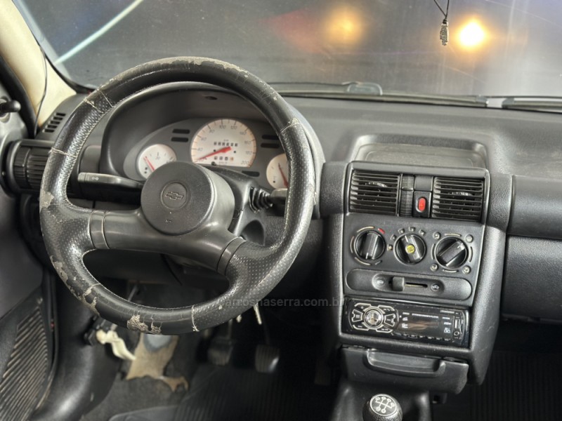 CORSA 1.0 EFI WIND 8V GASOLINA 4P MANUAL - 2000 - NOVO HAMBURGO