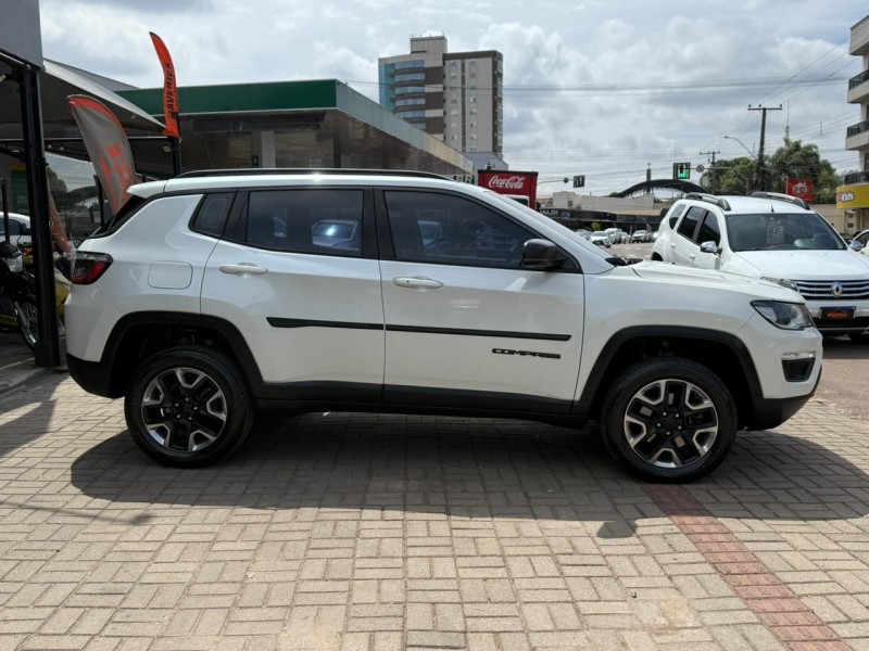 COMPASS 2.0 16V DIESEL TRAILHAWK 4X4 AUTOMÁTICO - 2017 - LAGOA VERMELHA