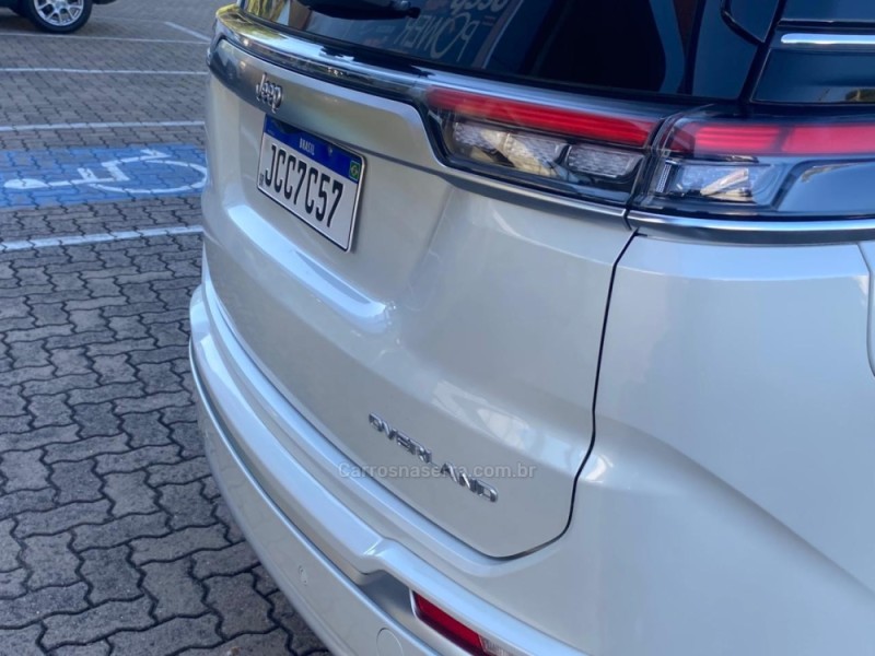 COMMANDER 1.3 OVERLAND T270 16V 4X2 TURBO FLEX 4P AUTOMÁTICO - 2023 - BENTO GONçALVES