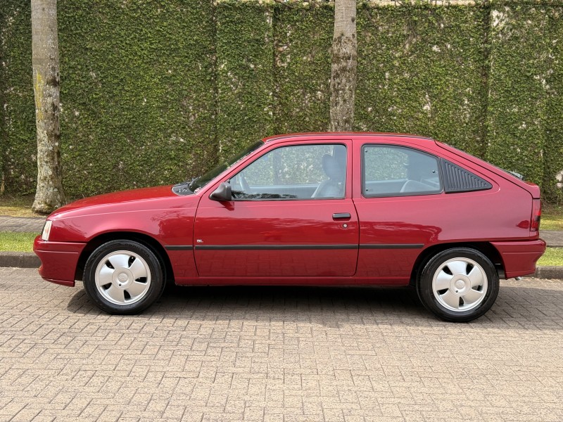 KADETT 1.8 EFI GL 8V GASOLINA 2P MANUAL - 1998 - CAXIAS DO SUL