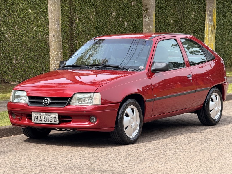 KADETT 1.8 EFI GL 8V GASOLINA 2P MANUAL