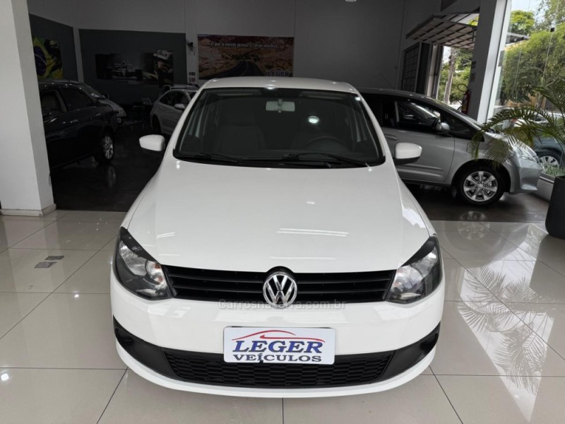 FOX 1.6 MI 8V FLEX 4P MANUAL - 2014 - SãO LEOPOLDO