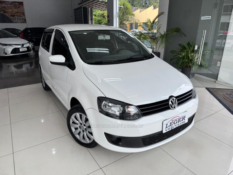 FOX 1.6 MI 8V FLEX 4P MANUAL - 2014 - SãO LEOPOLDO
