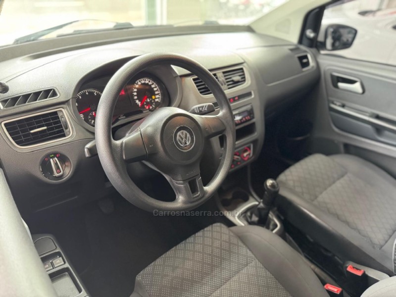 FOX 1.6 MI 8V FLEX 4P MANUAL - 2014 - SãO LEOPOLDO