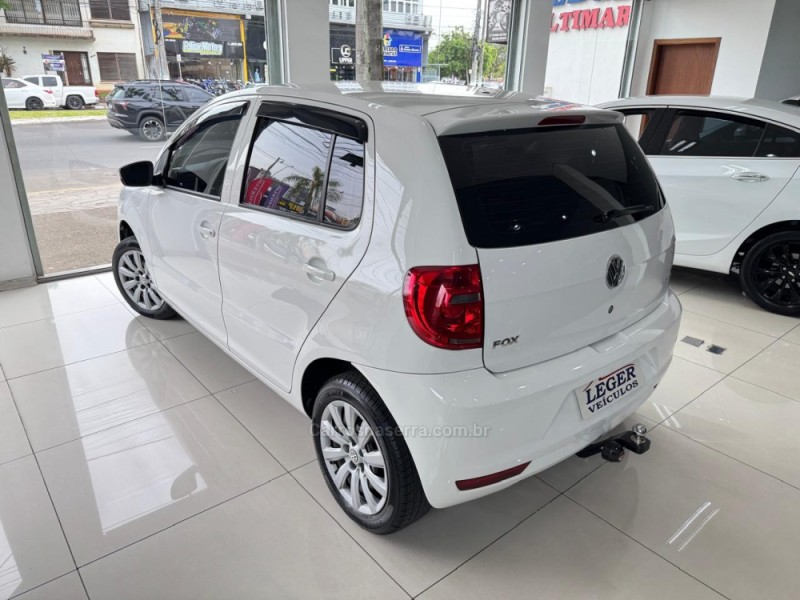 FOX 1.6 MI 8V FLEX 4P MANUAL - 2014 - SãO LEOPOLDO