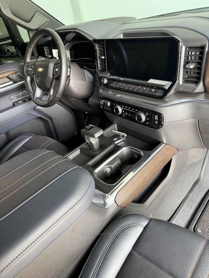 SILVERADO 5.3 1500 HIGH 4X4 COUNTRY GASOLINA 4X4 AUTOMÁTICO - 2024 - BENTO GONçALVES