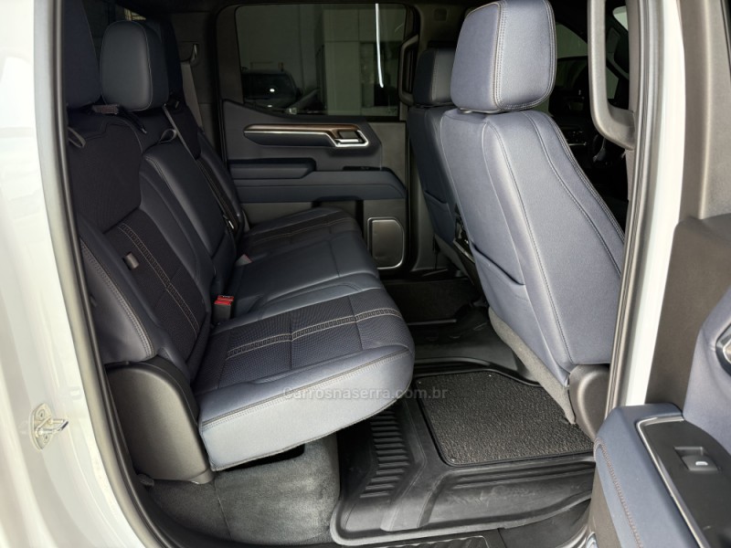 SILVERADO 5.3 1500 HIGH 4X4 COUNTRY GASOLINA 4X4 AUTOMÁTICO - 2024 - BENTO GONçALVES