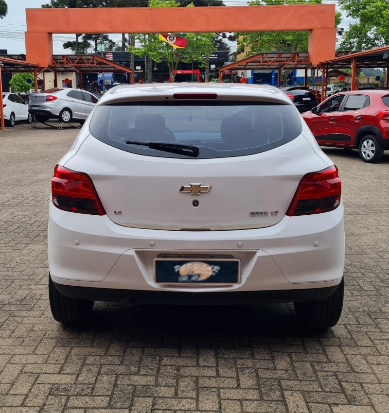 ONIX 1.4 MPFI LT 8V FLEX 4P MANUAL - 2015 - CANELA