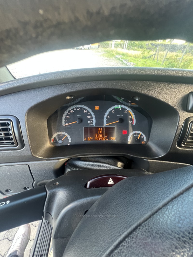 ACCELO 1016 3 EIXOS - 2012 - ANTôNIO PRADO