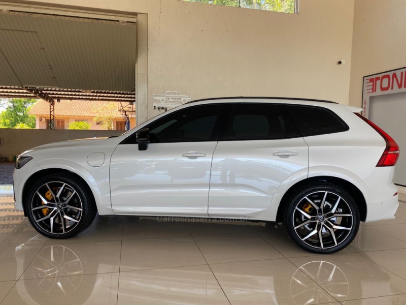 XC60 2.0 T8 POLESTAR ENGINEERED HÍBRIDO 4P AUTOMÁTICO - 2023 - LAJEADO