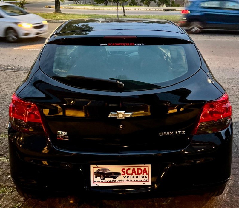 ONIX 1.4 MPFI LTZ 8V FLEX 4P AUTOMÁTICO - 2014 - CAXIAS DO SUL