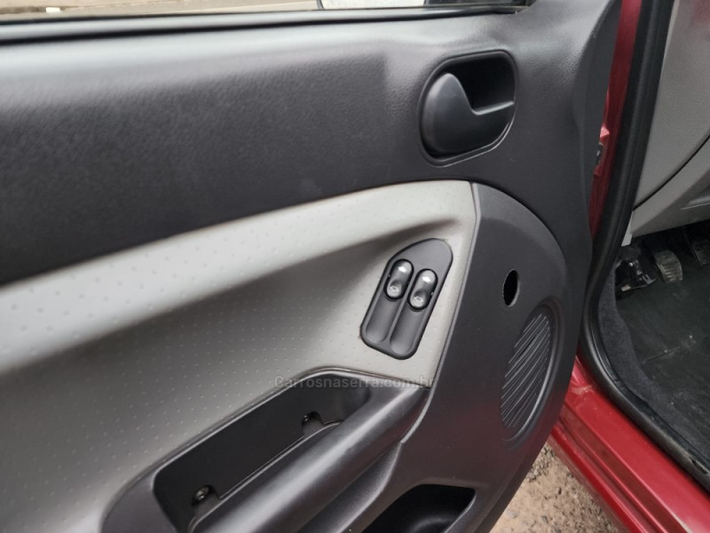 FIESTA 1.0 MPI CLASS 8V FLEX 4P MANUAL - 2008 - VACARIA