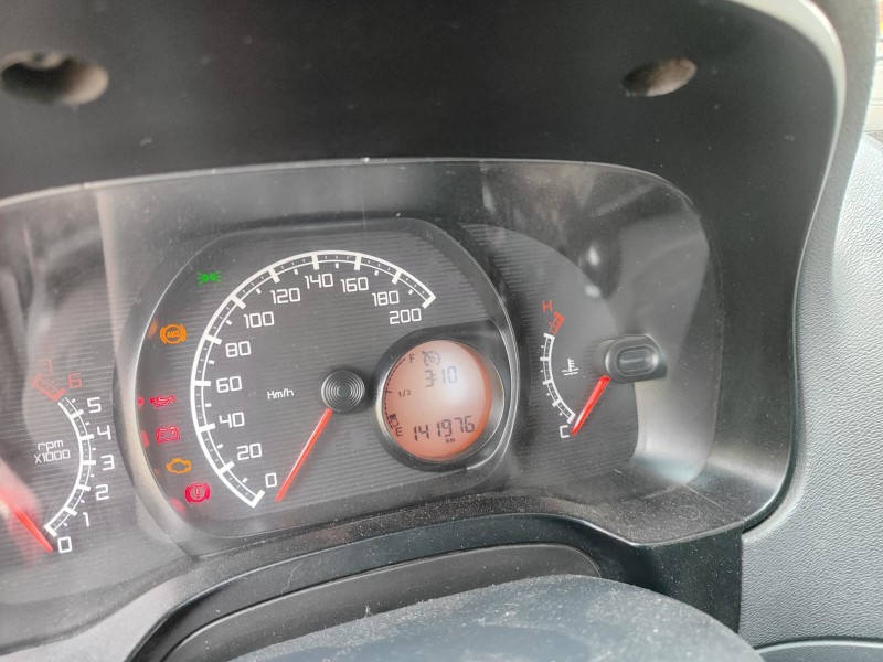 STRADA 1.4 MPI WORKING CS 8V CELEBRATION FLEX 2P MANUAL - 2014 - FARROUPILHA