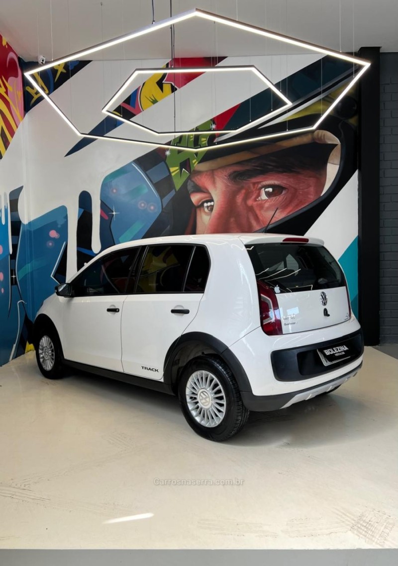 UP 1.0 TRACK UP 12V FLEX 4P MANUAL - 2017 - NOVO HAMBURGO