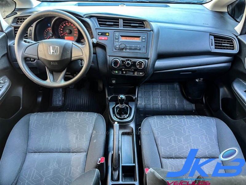 FIT 1.5 LX 16V FLEX 4P MANUAL - 2015 - NOVO HAMBURGO