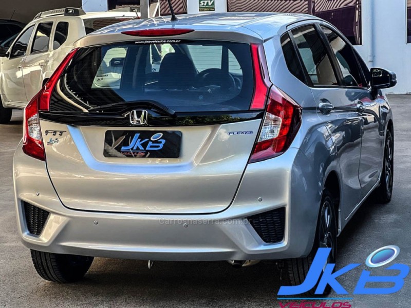 FIT 1.5 LX 16V FLEX 4P MANUAL - 2015 - NOVO HAMBURGO