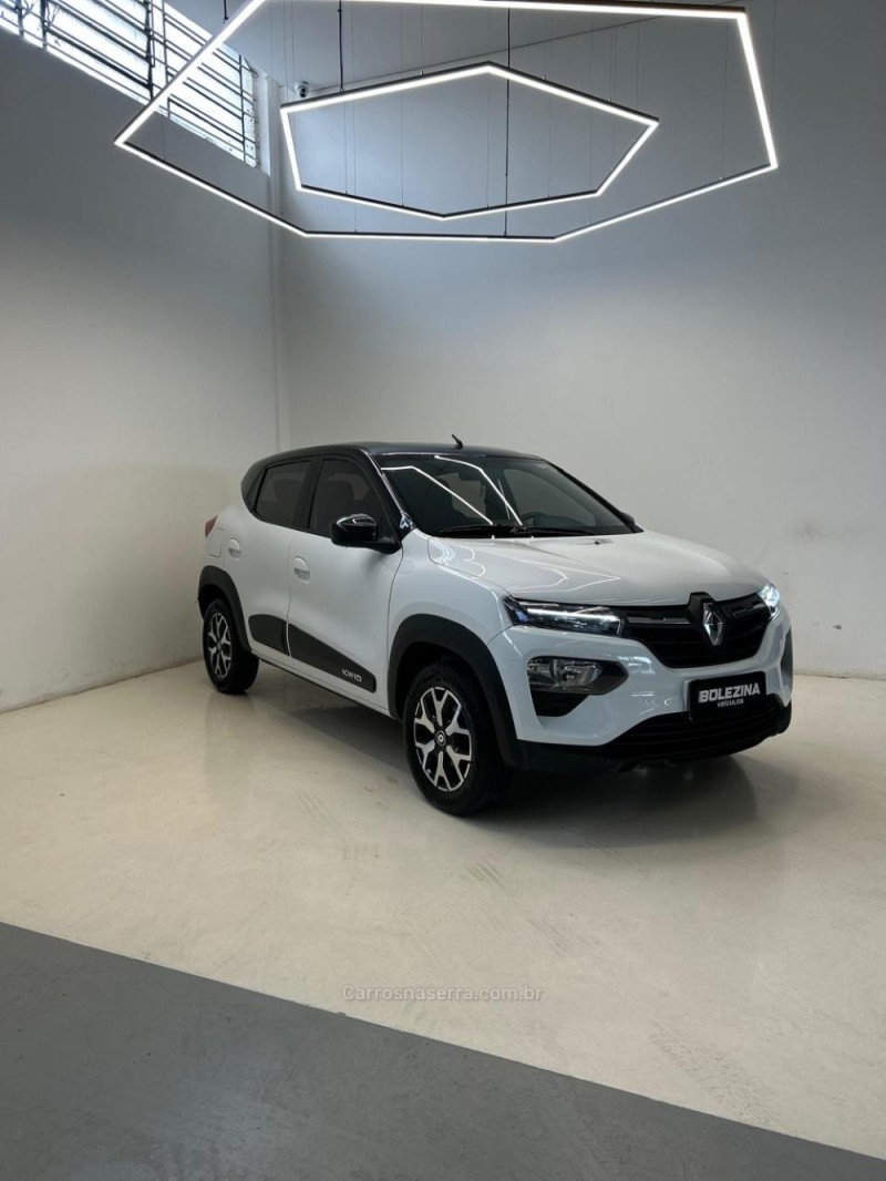 kwid 1.0 12v sce flex intense manual 2023 novo hamburgo