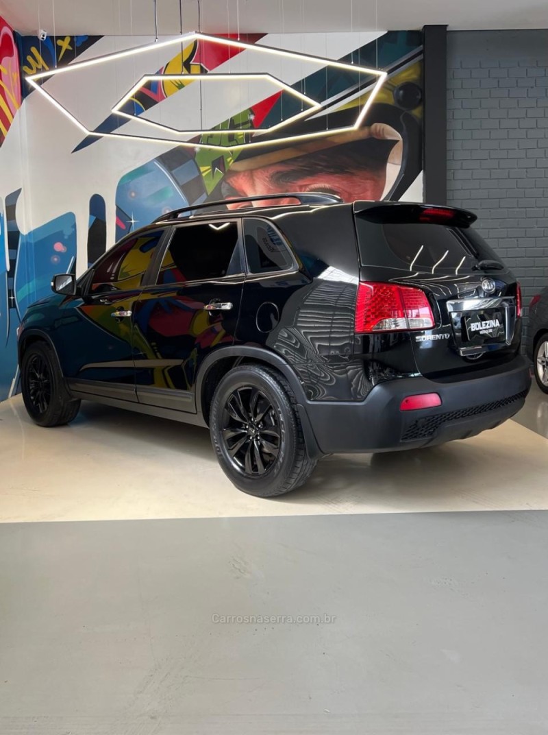 SORENTO 2.4 EX 4X2 16V GASOLINA 4P AUTOMÁTICO - 2012 - NOVO HAMBURGO