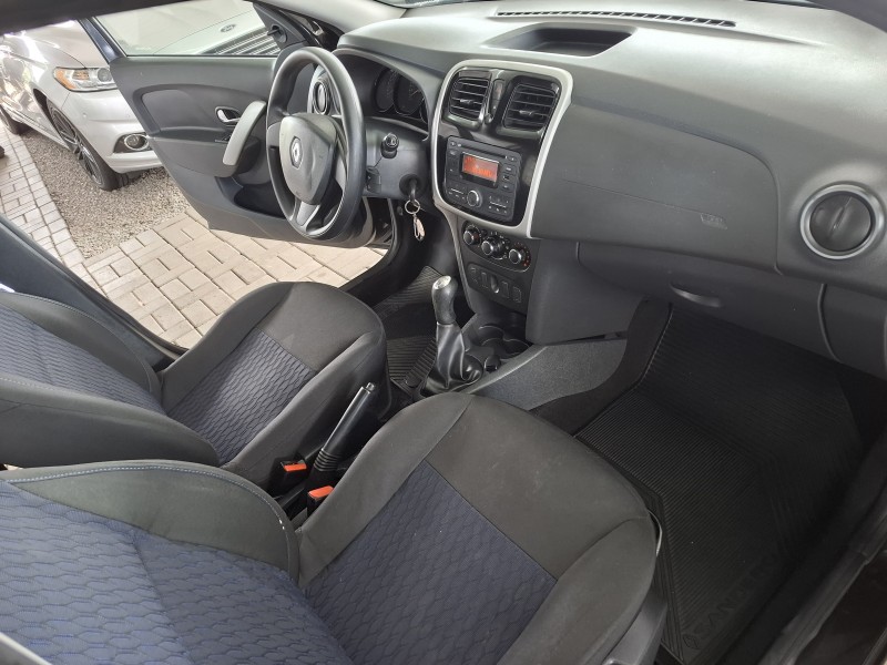 SANDERO 1.0 EXPRESSION 16V FLEX 4P MANUAL - 2015 - CAXIAS DO SUL