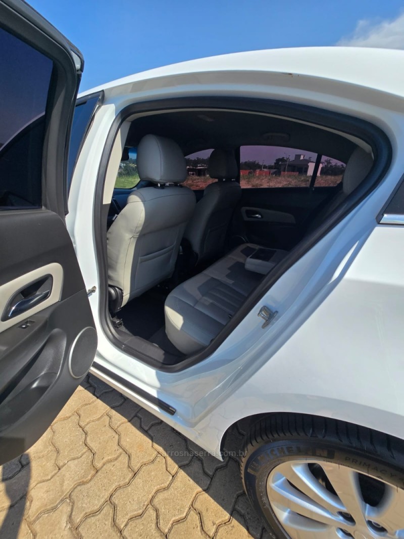 CRUZE 1.8 LTZ 16V FLEX 4P AUTOMÁTICO - 2013 - LAJEADO
