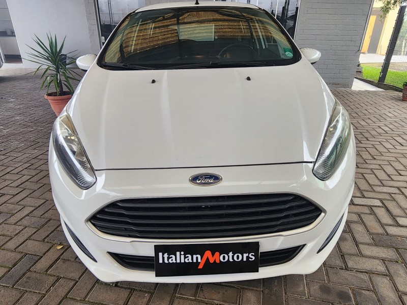 FIESTA 1.5 SE HATCH 16V FLEX 4P MANUAL - 2015 - CAXIAS DO SUL