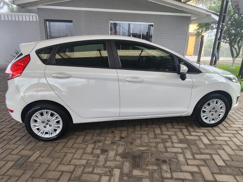 FIESTA 1.5 SE HATCH 16V FLEX 4P MANUAL - 2015 - CAXIAS DO SUL