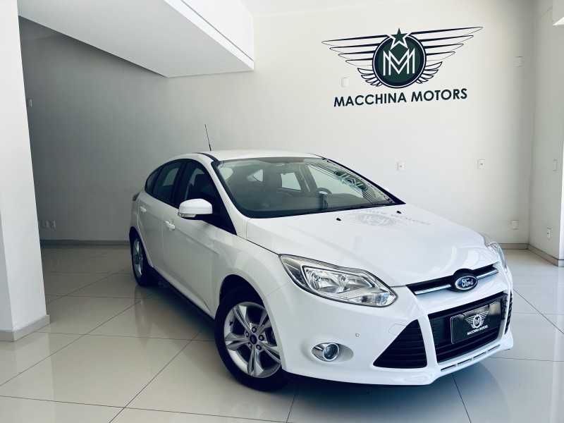 focus 1.6 se hatch 16v flex 4p automatico 2015 caxias do sul
