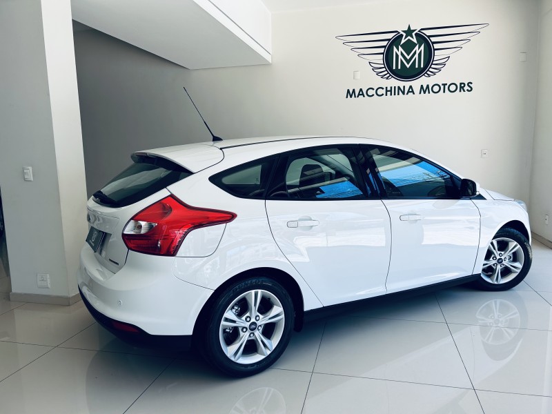 FOCUS 1.6 SE HATCH 16V FLEX 4P AUTOMÁTICO - 2015 - CAXIAS DO SUL