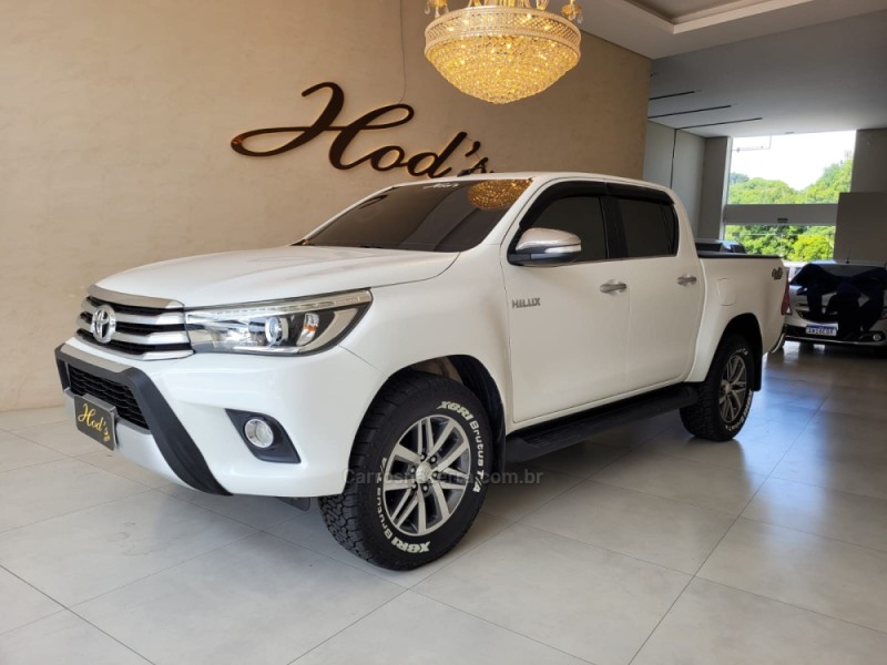 HILUX 2.8 SRX 4X4 CD 16V DIESEL 4P AUTOMÁTICO - 2016 - CANELA