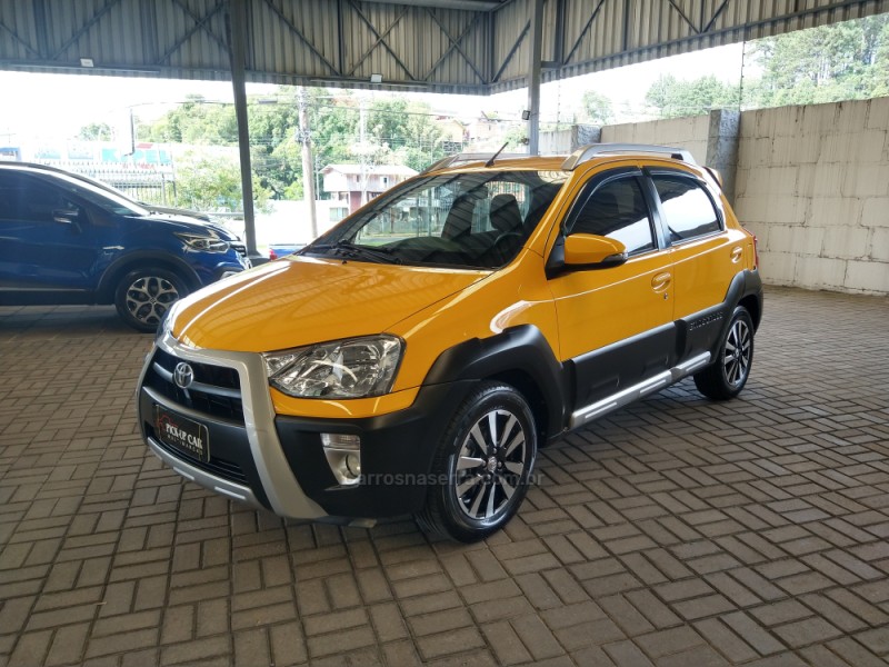 ETIOS CROSS 1.5 16V FLEX 4P MANUAL - 2014 - CAXIAS DO SUL